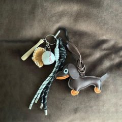 Köpek ve Beyzbol Figürlü Çanta Charmı